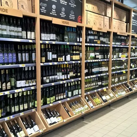 Luxurious T2 Apartment, Olhos Dagua