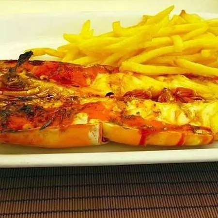 Luxurious T2 Apartment, Olhos Dagua *